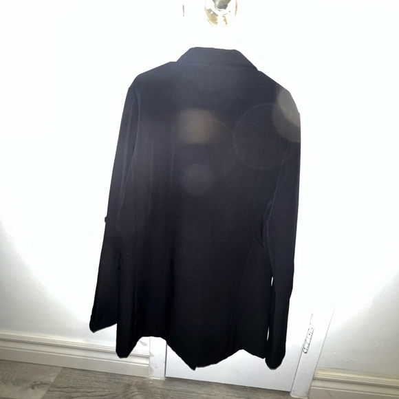 Blazer - Picture 3 of 3